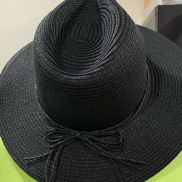 Black Classic Panama Hat With Braided Straw Ribbon - Picture 5 of 5